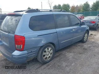 2007 Hyundai Entourage GLS with VIN KNDMC233676035708, listed as a IAAI auction lot 41904895 with 253,017 mi miles and . Bid and sale history available at DreamBid. Image 4.