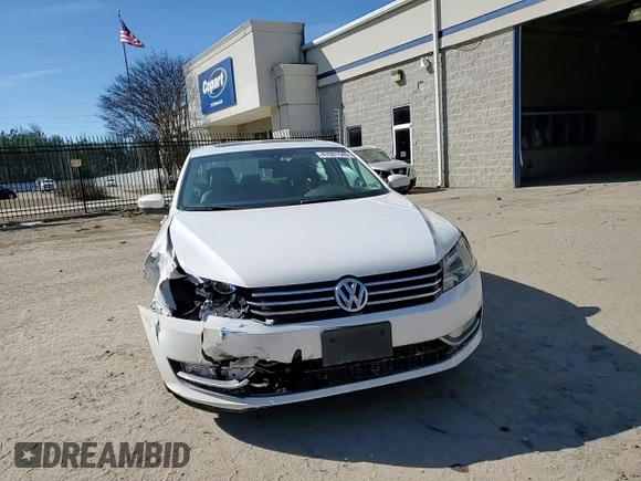 2015 Volkswagen Passat SE with VIN 1VWBS7A36FC005034, listed as a Copart auction lot 47081545 with 147,810 mi miles and Salvage title. Bid and sale history available at DreamBid. Image 10.