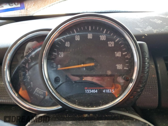 2016 MINI Hardtop 4 Door with VIN WMWXU1C50G2D57757, listed as a Copart auction lot 50025205 with 133,464 mi miles and Salvage title. Bid and sale history available at DreamBid. Image 9.