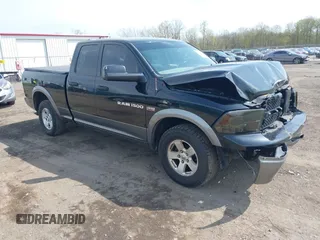 2012 Ram 1500 Big Horn z VIN 1C6RD7GT5CS200876, wystawiony jako IAAI lot #42137976 z przebiegiem 124 128 mil mil oraz . Historia ofert i sprzedaży dostępna na DreamBid. Obrazek 1.