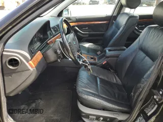 1997 BMW 5 Series 528i z VIN WBADD6325VBW22169, wystawiony jako Copart lot #56245985 z przebiegiem 238 308 mil mil oraz Czysty tytuł • Clean title. Historia ofert i sprzedaży dostępna na DreamBid. Obrazek 7.