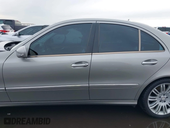 2007 Mercedes-Benz E 350 with VIN WDBUF56XX7B156609, listed as a IAAI auction lot 41795706 with 153,495 mi miles and . Bid and sale history available at carsss.com. Image 14.