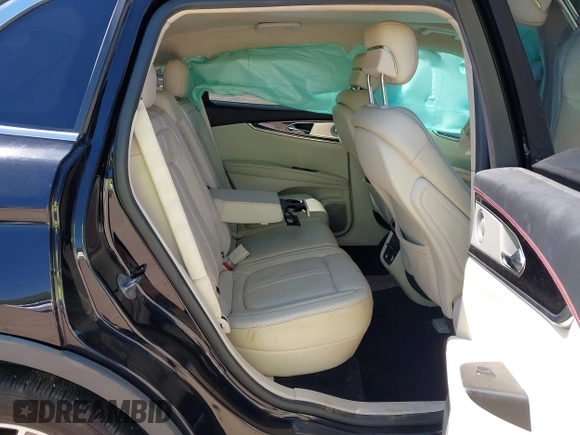 2016 Lincoln MKX Black Label with VIN 2LMPJ9JP1GBL55716, listed as a IAAI auction lot 42002075 with 85,200 mi miles. Bid and sale history available at carsss.com. Image 8.