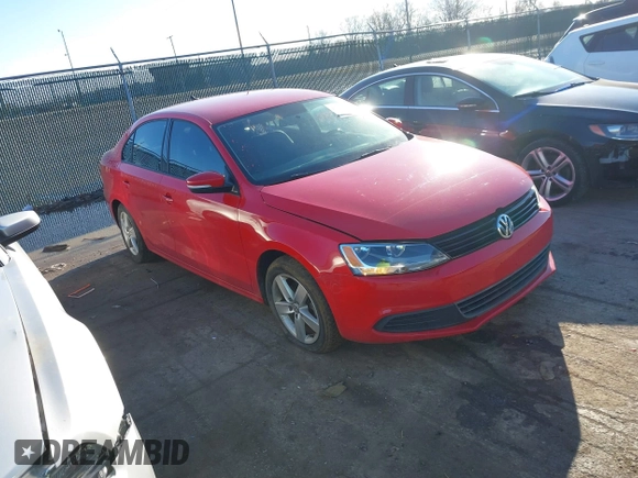 2012 Volkswagen Jetta TDI w/Premium z VIN 3VWLL7AJ3CM027986, wystawiony jako IAAI lot #41453897 z przebiegiem 68 928 mil mil oraz . Historia ofert i sprzedaży dostępna na DreamBid. Obrazek 1.