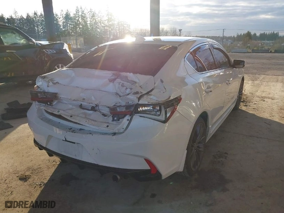 2019 Acura ILX w/Premium/A-Spec Pkg with VIN 19UDE2F8XKA001182, listed as a IAAI auction lot 41506995 with 72877 miles. Bid and sale history available at carsss.com. Image 4.
