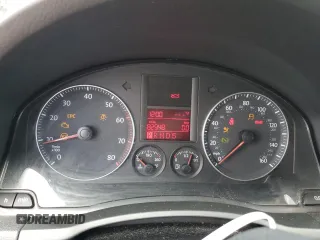 2005 Volkswagen Jetta Value Edition с VIN 3VWPF71K35M621076, выставлен на аукционе Copart как лот 56538905 с пробегом 82 948 миль миль и Списание • Salvage title. История ставок и продаж доступна на DreamBid. Изображение 9.