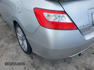 2007 Honda Civic Si z VIN 2HGFG21527H701173, wystawiony jako IAAI lot #42022118 z przebiegiem 118 576 mil mil oraz . Historia ofert i sprzedaży dostępna na DreamBid. Obrazek 6.