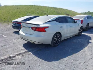2017 Nissan Maxima Platinum with VIN 1N4AA6AP7HC382348, listed as a IAAI auction lot 41600411 with 113,611 mi miles. Bid and sale history available at carsss.com. Image 4.