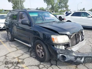 2004 Toyota Highlander with VIN JTEDD21A040101596, listed as a IAAI auction lot 42529721 with 255,294 mi miles and . Bid and sale history available at DreamBid. Image 1.