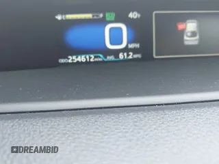 2019 Toyota Prius L Eco z VIN JTDKARFU7K3077941, wystawiony jako IAAI lot #41865759 z przebiegiem 254 612 mil mil oraz . Historia ofert i sprzedaży dostępna na DreamBid. Obrazek 7.