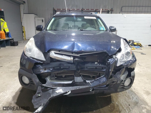 2013 Subaru Outback 2.5i Premium with VIN 4S4BRBCC9D3260770, listed as a Copart auction lot 46440515 with 98,251 mi miles and Salvage Title. Bid and sale history available at carsss.com. Image 5.