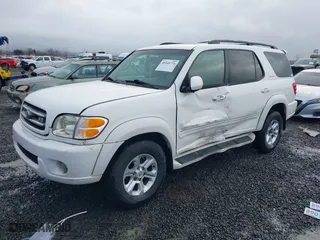 2003 Toyota Sequoia Limited with VIN 5TDBT48A43S183652, listed as a IAAI auction lot 41549774 with 250,505 mi miles. Bid and sale history available at carsss.com. Image 18.