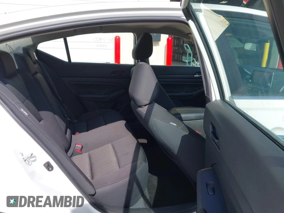 2024 Nissan Altima SV with VIN 1N4BL4DV2RN387119, listed as a IAAI auction lot 42563462 with 51,591 mi miles and . Bid and sale history available at DreamBid. Image 8.