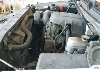 2008 Chevrolet Suburban LTZ z VIN 3GNFK16378G195394, wystawiony jako IAAI lot #42606600 z przebiegiem 194 739 mil mil oraz . Historia ofert i sprzedaży dostępna na DreamBid. Obrazek 19.