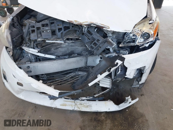 2011 Toyota Prius I with VIN JTDKN3DU7B0319732, listed as a IAAI auction lot 42114036 with 286,315 mi miles. Bid and sale history available at carsss.com. Image 6.