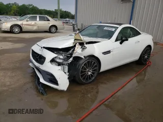 2019 Mercedes-Benz SLC 300 z VIN WDDPK3JA2KF162719, wystawiony jako Copart lot #42659493 z przebiegiem 25 450 mil mil oraz . Historia ofert i sprzedaży dostępna na DreamBid. Obrazek 1.