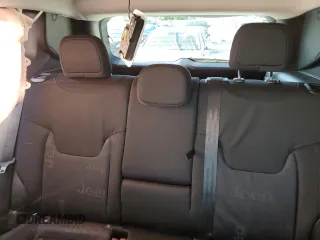 2017 Jeep Renegade Latitude z VIN ZACCJABB6HPG20999, wystawiony jako Copart lot #60428515 z przebiegiem 58 629 mil mil oraz Szkoda całkowita • Salvage title. Historia ofert i sprzedaży dostępna na DreamBid. Obrazek 10.