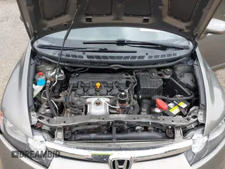2008 Honda Civic LX z VIN 1HGFA16548L091849, wystawiony jako IAAI lot #42378104 z przebiegiem 74 981 mil mil oraz . Historia ofert i sprzedaży dostępna na DreamBid. Obrazek 10.