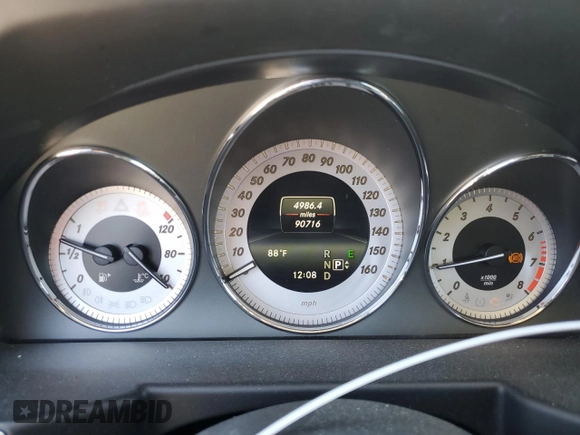 2014 Mercedes-Benz GLK 350 with VIN WDCGG5HB6EG312068, listed as a Copart auction lot 52927304 with 90,716 mi miles and Salvage Title. Bid and sale history available at DreamBid. Image 9.