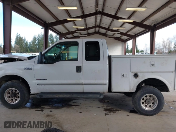 1999 Ford F-250 XL с VIN 1FTNX21F0XED29133, выставлен на аукционе IAAI как лот 41713142 с пробегом 357 060 миль миль и . История ставок и продаж доступна на DreamBid. Изображение 14.