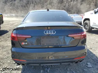 2021 Audi S4 Premium Plus with VIN WAUB4AF44MA027812, listed as a Copart auction lot 52700345 with 28,053 mi miles and Salvage Title. Bid and sale history available at carsss.com. Image 6.