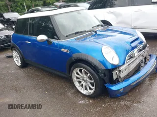 2006 MINI Hardtop S с VIN WMWRE33596TN25810, выставлен на аукционе IAAI как лот 42664250 с пробегом 167 336 миль миль и . История ставок и продаж доступна на DreamBid. Изображение 1.