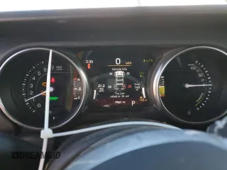2021 Jeep Wrangler Unlimited Sahara with VIN 1C4JJXP68MW727782, listed as a Copart auction lot 44199985 with 79,861 mi miles and Salvage Title. Bid and sale history available at DreamBid. Image 9.