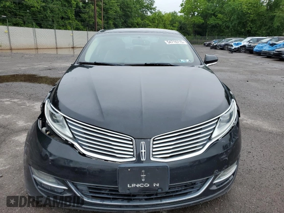2013 Lincoln MKZ z VIN 3LN6L2J90DR818503, wystawiony jako Copart lot #54716715 z przebiegiem 114 227 mil mil oraz Szkoda całkowita • Salvage title. Historia ofert i sprzedaży dostępna na DreamBid. Obrazek 5.