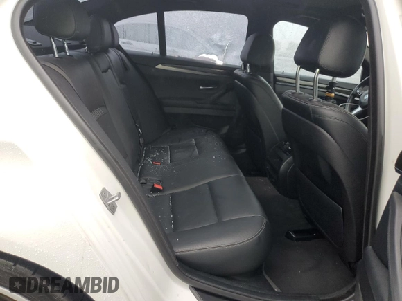 2014 BMW 5 Series 535d with VIN WBAXA5C58ED690187, listed as a Copart auction lot 86191924 with 116,624 mi miles and Salvage Title. Bid and sale history available at carsss.com. Image 10.