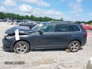 2017 Volvo XC90 Momentum with VIN YV4102KK3H1156521, listed as a IAAI auction lot 42468787 with 116,536 mi miles and . Bid and sale history available at DreamBid. Image 15.