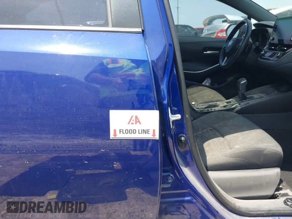2020 Toyota Corolla SE with VIN 5YFP4RCE4LP003430, listed as a IAAI auction lot 41940265 with 67,584 mi miles and . Bid and sale history available at DreamBid. Image 6.
