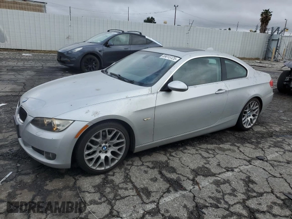 2008 BMW 3 Series 328i with VIN WBAWB33568P135643, listed as a Copart auction lot 89015125 with 64,173 mi miles and Salvage Title. Bid and sale history available at carsss.com. Image 1.