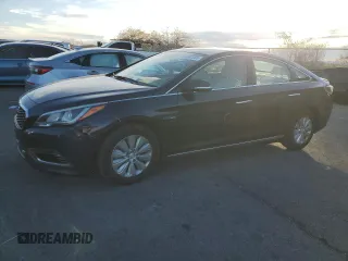2017 Hyundai Sonata Hybrid SE with VIN KMHE24L38HA071039, listed as a Copart auction lot 41807605 with 109,687 mi miles and Salvage Title. Bid and sale history available at carsss.com. Image 1.