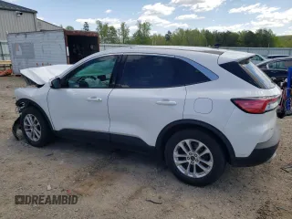 2020 Ford Escape SE z VIN 1FMCU9G68LUA37970, wystawiony jako Copart lot #53059865 z przebiegiem 66 207 mil mil oraz Szkoda całkowita • Salvage title. Historia ofert i sprzedaży dostępna na DreamBid. Obrazek 2.