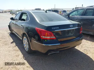 2013 Hyundai Equus Signature with VIN KMHGH4JH0DU059580, listed as a IAAI auction lot 41993494 with 89,403 mi miles and . Bid and sale history available at DreamBid. Image 3.