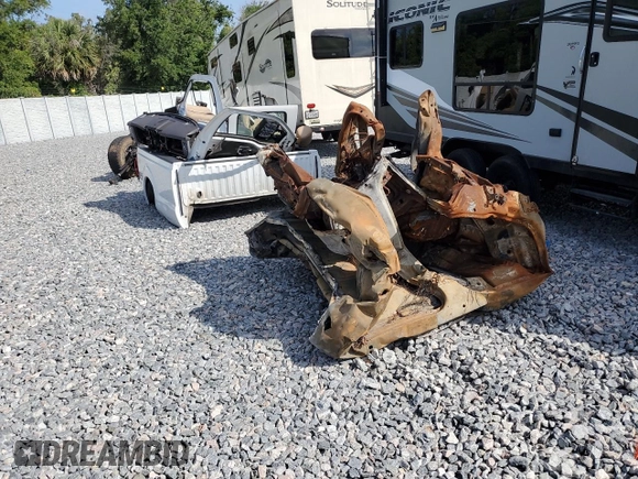 2016 Ford F-350 Platinum with VIN 1FT8W3BT8GEB76334, listed as a Copart auction lot 53998995 with Not provided miles and Non repairable. Bid and sale history available at DreamBid. Image 9.