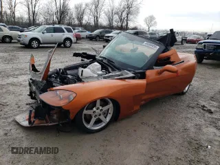 2007 Chevrolet Corvette z VIN 1G1YY36U575132586, wystawiony jako Copart lot #46569455 z przebiegiem Nie podano mil oraz Szkoda całkowita • Salvage title. Historia ofert i sprzedaży dostępna na DreamBid. Obrazek 1.