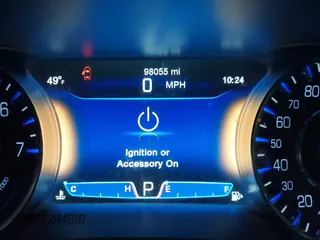 2015 Chrysler 200 C with VIN 1C3CCCCG1FN551259, listed as a IAAI auction lot 41221979 with 98,055 mi miles and . Bid and sale history available at carsss.com. Image 15.