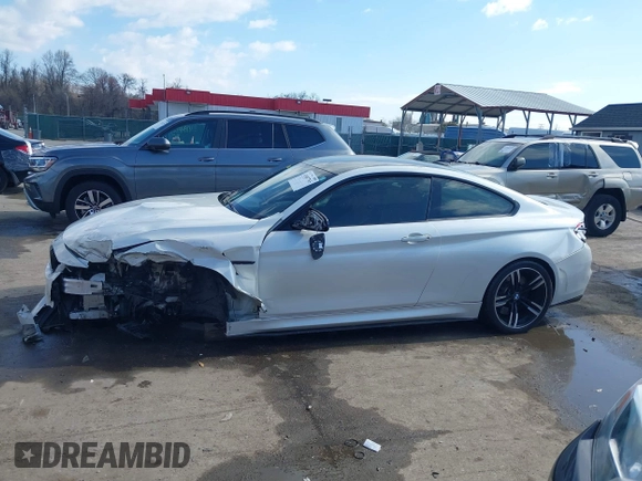 2018 BMW M4 z VIN WBS4Y9C56JAA92518, wystawiony jako IAAI lot #41887765 z przebiegiem 62 890 mil mil oraz . Historia ofert i sprzedaży dostępna na DreamBid. Obrazek 14.