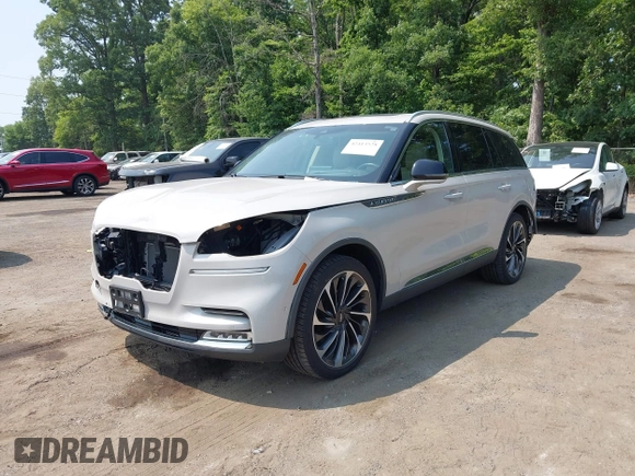 2020 Lincoln Aviator Reserve with VIN 5LM5J7XC8LGL00255, listed as a IAAI auction lot 42413528 with 24,480 mi miles and . Bid and sale history available at DreamBid. Image 2.