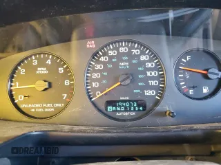 1998 Chrysler Sebring JXi z VIN 3C3EL55H3WT254763, wystawiony jako Copart lot #72170884 z przebiegiem 194 073 mil mil oraz Tytuł czysty. Historia ofert i sprzedaży dostępna na DreamBid. Obrazek 9.