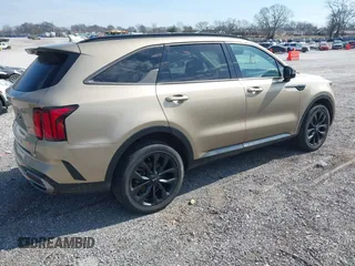 2021 Kia Sorento SX Prestige X-Line with VIN 5XYRKDLF8MG013443, listed as a IAAI auction lot 41687960 with 94,301 mi miles. Bid and sale history available at carsss.com. Image 4.