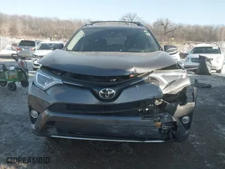 2017 Toyota RAV4 XLE with VIN 2T3RFREV9HW666120, listed as a IAAI auction lot 41641384 with 52,289 mi miles. Bid and sale history available at carsss.com. Image 12.
