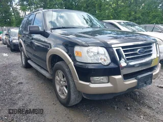2010 Ford Explorer Eddie Bauer z VIN 1FMEU6EE0AUA05254, wystawiony jako IAAI lot #42251008 z przebiegiem 110 959 mil mil oraz . Historia ofert i sprzedaży dostępna na DreamBid. Obrazek 1.