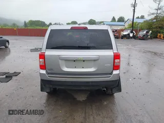 2017 Jeep Patriot Sport SE with VIN 1C4NJPBA2HD118671, listed as a IAAI auction lot 42356680 with 129,497 mi miles and . Bid and sale history available at DreamBid. Image 16.
