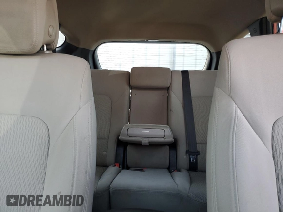 2017 Hyundai Santa Fe 2.4L z VIN 5XYZTDLB4HG392179, wystawiony jako Copart lot #44634085 z przebiegiem Nie podano mil oraz Czysty tytuł • Clean title. Historia ofert i sprzedaży dostępna na DreamBid. Obrazek 10.