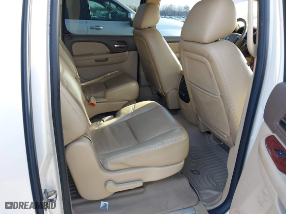 2011 Chevrolet Suburban LTZ with VIN 1GNSCKE02BR317269, listed as a IAAI auction lot 41446893 with 304,318 mi miles. Bid and sale history available at carsss.com. Image 8.
