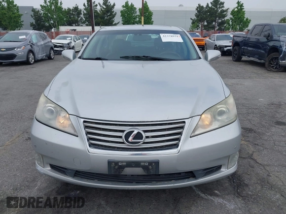 2010 Lexus ES 330 z VIN JTHBK1EG9A2386744, wystawiony jako IAAI lot #42378931 z przebiegiem 156 822 mil mil oraz . Historia ofert i sprzedaży dostępna na DreamBid. Obrazek 12.