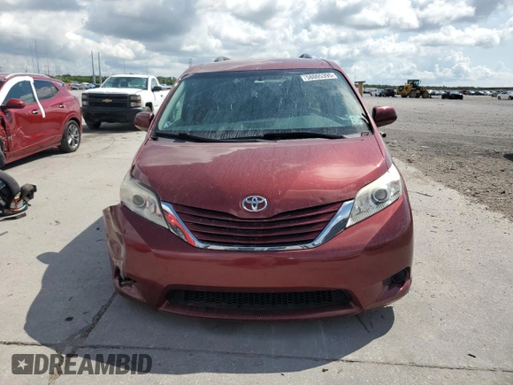 2017 Toyota Sienna LE Auto Access Seat with VIN 5TDKZ3DC1HS890926, listed as a Copart auction lot 58005395 with 85,508 mi miles and Salvage title. Bid and sale history available at DreamBid. Image 5.