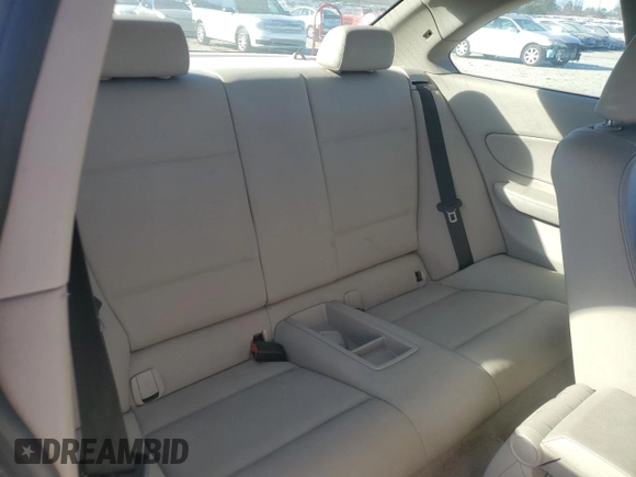 2009 BMW 1 Series 128i with VIN WBAUP73509VK76303, listed as a Copart auction lot 88517355 with 93,559 mi miles and Salvage Title. Bid and sale history available at carsss.com. Image 10.